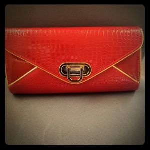 Red Clutch